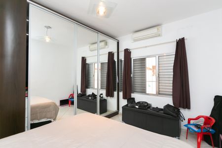 Casa para alugar com 170m², 2 quartos e 2 vagas Casa para alugar com 170m², 2 quartos e 2 vagasQuarto 2