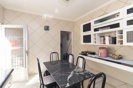Casa para alugar com 170m², 2 quartos e 2 vagas Casa para alugar com 170m², 2 quartos e 2 vagasCozinha