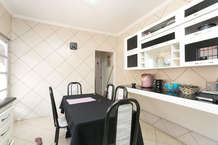 Casa para alugar com 170m², 2 quartos e 2 vagas Casa para alugar com 170m², 2 quartos e 2 vagasCozinha