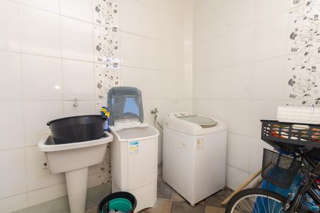 Casa para alugar com 170m², 2 quartos e 2 vagas Casa para alugar com 170m², 2 quartos e 2 vagasÁrea de Serviço