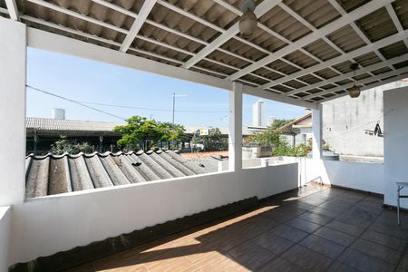 Casa para alugar com 170m², 2 quartos e 2 vagas Casa para alugar com 170m², 2 quartos e 2 vagasTerraço - Churrasqueira