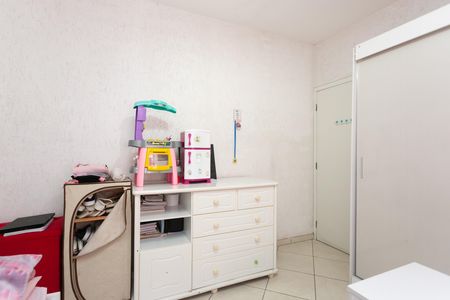 Casa para alugar com 170m², 2 quartos e 2 vagas Casa para alugar com 170m², 2 quartos e 2 vagasQuarto 1