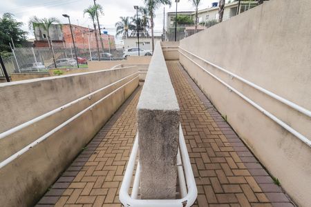 Apartamento para alugar com 32m², 2 quartos e sem vaga Apartamento para alugar com 32m², 2 quartos e sem vagaÁrea comum - Rampa de acesso