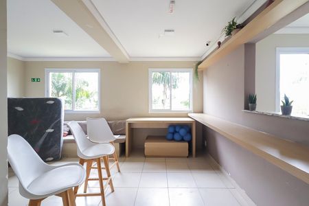 Apartamento para alugar com 32m², 2 quartos e sem vaga Apartamento para alugar com 32m², 2 quartos e sem vagaÁrea comum - Salão de festas