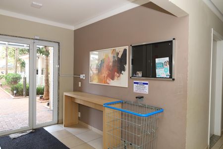 Apartamento para alugar com 32m², 2 quartos e sem vagaÁrea comum - Saguão do prédio