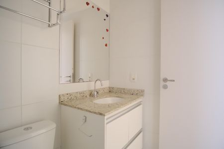 Apartamento para alugar com 68m², 2 quartos e 1 vagaBanheiro Social