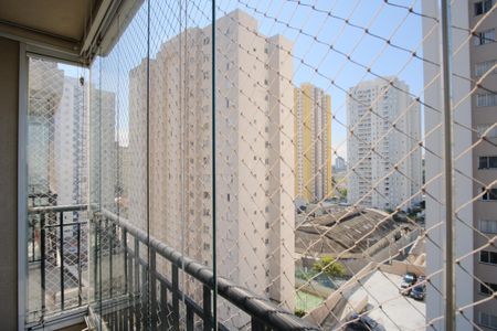 Apartamento para alugar com 68m², 2 quartos e 1 vagaVaranda