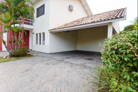 Casa de condomínio para alugar com 363m², 5 quartos e 6 vagasGaragem