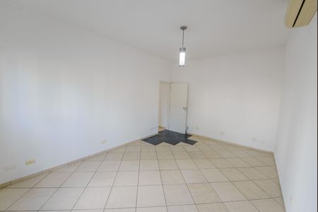 Casa de condomínio para alugar com 363m², 5 quartos e 6 vagasSala de TV