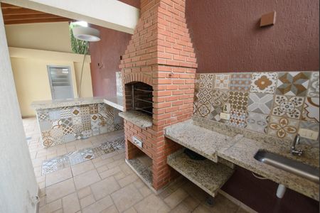 Casa de condomínio para alugar com 363m², 5 quartos e 6 vagasÁrea de Lazer - Churrasqueira