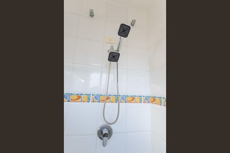 Casa de condomínio para alugar com 363m², 5 quartos e 6 vagasBanheiro da Suíte master