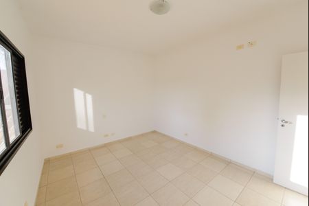 Casa de condomínio para alugar com 363m², 5 quartos e 6 vagasQuarto 3