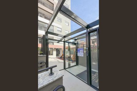 Apartamento à venda com 69m², 2 quartos e 2 vagasFachada + plaquinha