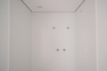 Apartamento à venda com 69m², 2 quartos e 2 vagasBanheiro social