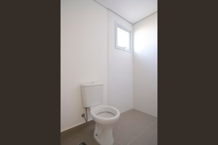 Apartamento à venda com 69m², 2 quartos e 2 vagasBanheiro da suíte
