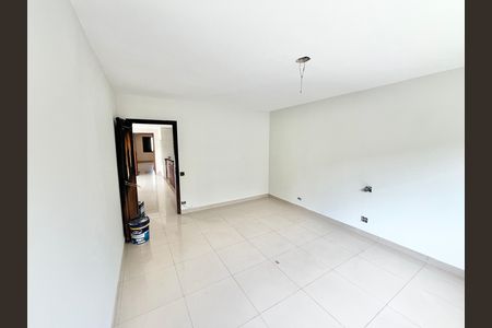 Casa para alugar com 534m², 4 quartos e 12 vagas Casa para alugar com 534m², 4 quartos e 12 vagasQuarto 3