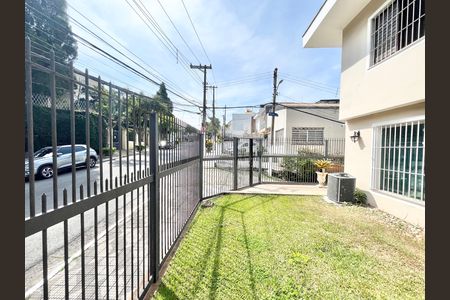 Casa para alugar com 534m², 4 quartos e 12 vagas Casa para alugar com 534m², 4 quartos e 12 vagasFachada