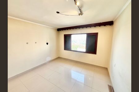 Casa para alugar com 534m², 4 quartos e 12 vagas Casa para alugar com 534m², 4 quartos e 12 vagasQuarto Suíte 2