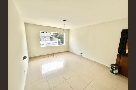 Casa para alugar com 534m², 4 quartos e 12 vagas Casa para alugar com 534m², 4 quartos e 12 vagasQuarto 3
