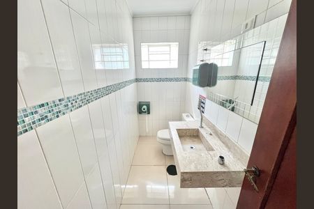 Casa para alugar com 534m², 4 quartos e 12 vagas Casa para alugar com 534m², 4 quartos e 12 vagasLavabo