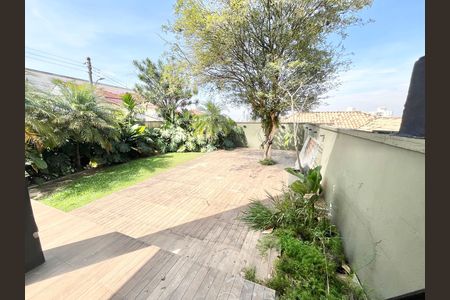 Casa para alugar com 534m², 4 quartos e 12 vagas Casa para alugar com 534m², 4 quartos e 12 vagasQuintal