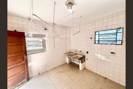 Casa para alugar com 534m², 4 quartos e 12 vagas Casa para alugar com 534m², 4 quartos e 12 vagasLavanderia