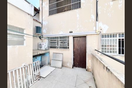 Casa para alugar com 534m², 4 quartos e 12 vagas Casa para alugar com 534m², 4 quartos e 12 vagasLavanderia