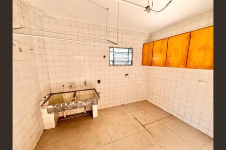 Casa para alugar com 534m², 4 quartos e 12 vagas Casa para alugar com 534m², 4 quartos e 12 vagasLavanderia