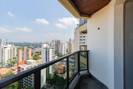 Apartamento à venda com 161m², 2 quartos e 3 vagas Apartamento à venda com 161m², 2 quartos e 3 vagasVaranda da Sala 1