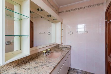 Apartamento à venda com 161m², 2 quartos e 3 vagas Apartamento à venda com 161m², 2 quartos e 3 vagasBanheiro da Suíte