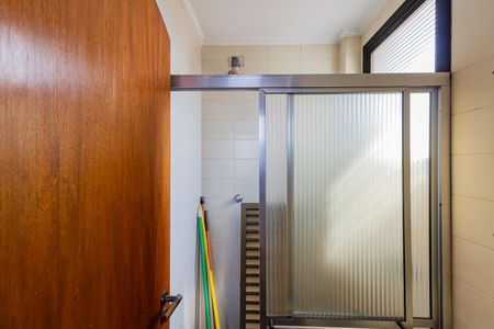 Apartamento à venda com 161m², 2 quartos e 3 vagas Apartamento à venda com 161m², 2 quartos e 3 vagasBanheiro de serviço