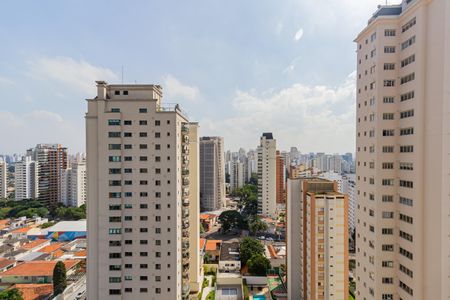 Apartamento à venda com 161m², 2 quartos e 3 vagas Apartamento à venda com 161m², 2 quartos e 3 vagasVista da Suíte