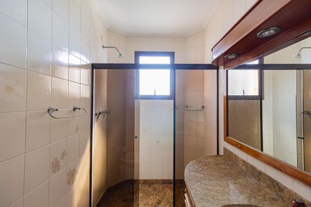 Apartamento à venda com 161m², 2 quartos e 3 vagas Apartamento à venda com 161m², 2 quartos e 3 vagasBanheiro