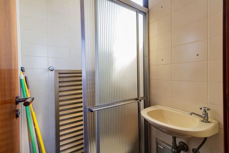 Apartamento à venda com 161m², 2 quartos e 3 vagas Apartamento à venda com 161m², 2 quartos e 3 vagasBanheiro de serviço