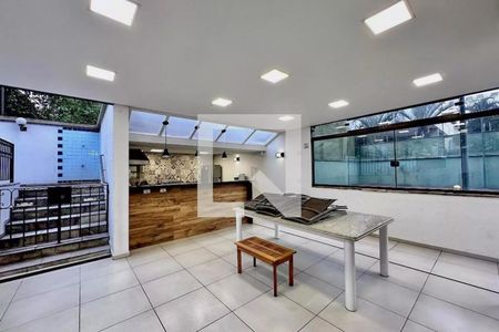 Apartamento à venda com 161m², 2 quartos e 3 vagas Apartamento à venda com 161m², 2 quartos e 3 vagasÁrea comum - Churrasqueira