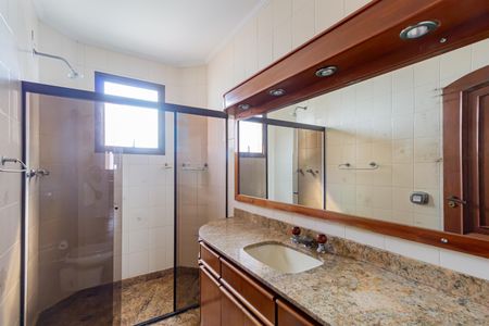 Apartamento à venda com 161m², 2 quartos e 3 vagas Apartamento à venda com 161m², 2 quartos e 3 vagasBanheiro