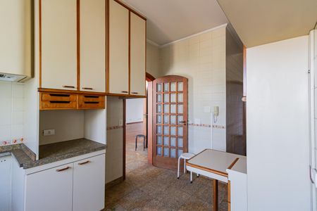 Apartamento à venda com 161m², 2 quartos e 3 vagas Apartamento à venda com 161m², 2 quartos e 3 vagasCozinha