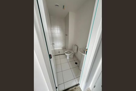 Banheiro de apartamento à venda com 2 quartos, 48m² em Vila Andrade, São Paulo