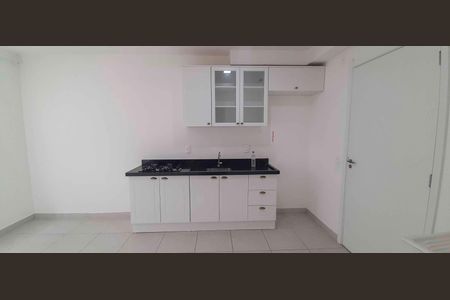 Apartamento para alugar com 32m², 2 quartos e sem vaga Apartamento para alugar com 32m², 2 quartos e sem vagaSala/cozinha