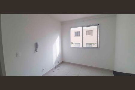 Apartamento para alugar com 32m², 2 quartos e sem vaga Apartamento para alugar com 32m², 2 quartos e sem vagaSala/cozinha
