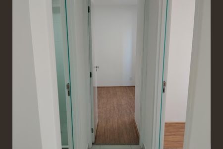 Corredor de apartamento para alugar com 2 quartos, 32m² em Jardim Celeste, São Paulo