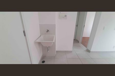 Apartamento para alugar com 32m², 2 quartos e sem vaga Apartamento para alugar com 32m², 2 quartos e sem vagaÁrea de Serviço