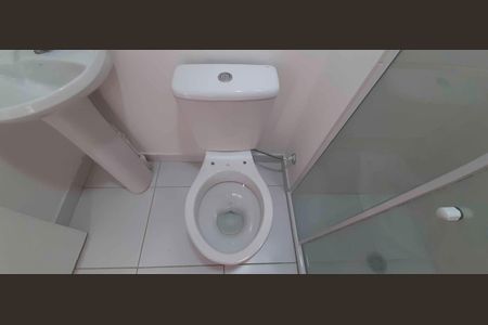 Apartamento para alugar com 32m², 2 quartos e sem vaga Apartamento para alugar com 32m², 2 quartos e sem vagaBanheiro social