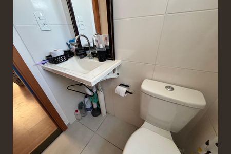 Apartamento para alugar com 45m², 2 quartos e 2 vagasBanheiro