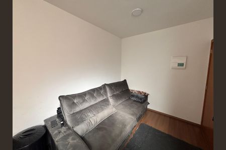Sala de apartamento para alugar com 2 quartos, 45m² em Jardim America, Poá