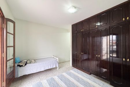 Casa à venda com 276m², 3 quartos e 2 vagas Casa à venda com 276m², 3 quartos e 2 vagasSuíte