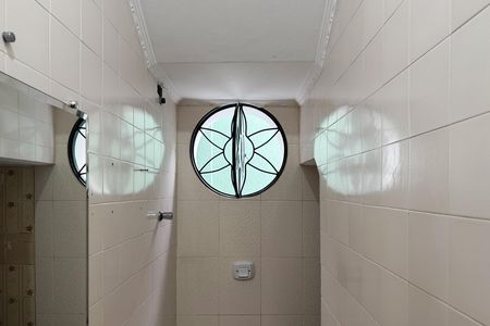 Casa à venda com 276m², 3 quartos e 2 vagas Casa à venda com 276m², 3 quartos e 2 vagasLavabo