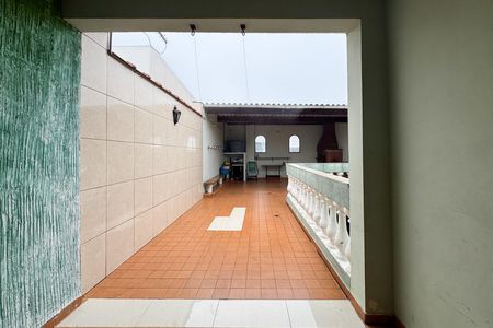 Casa à venda com 276m², 3 quartos e 2 vagas Casa à venda com 276m², 3 quartos e 2 vagasÁrea - Churrasqueira
