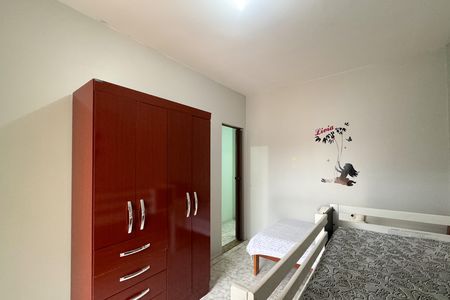 Casa à venda com 276m², 3 quartos e 2 vagas Casa à venda com 276m², 3 quartos e 2 vagasQuarto 2