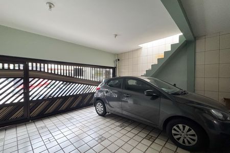 Casa à venda com 276m², 3 quartos e 2 vagas Casa à venda com 276m², 3 quartos e 2 vagasGaragem